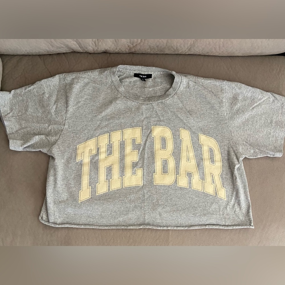 The Bar Varsity Cotton Tee Grey/Cream size L